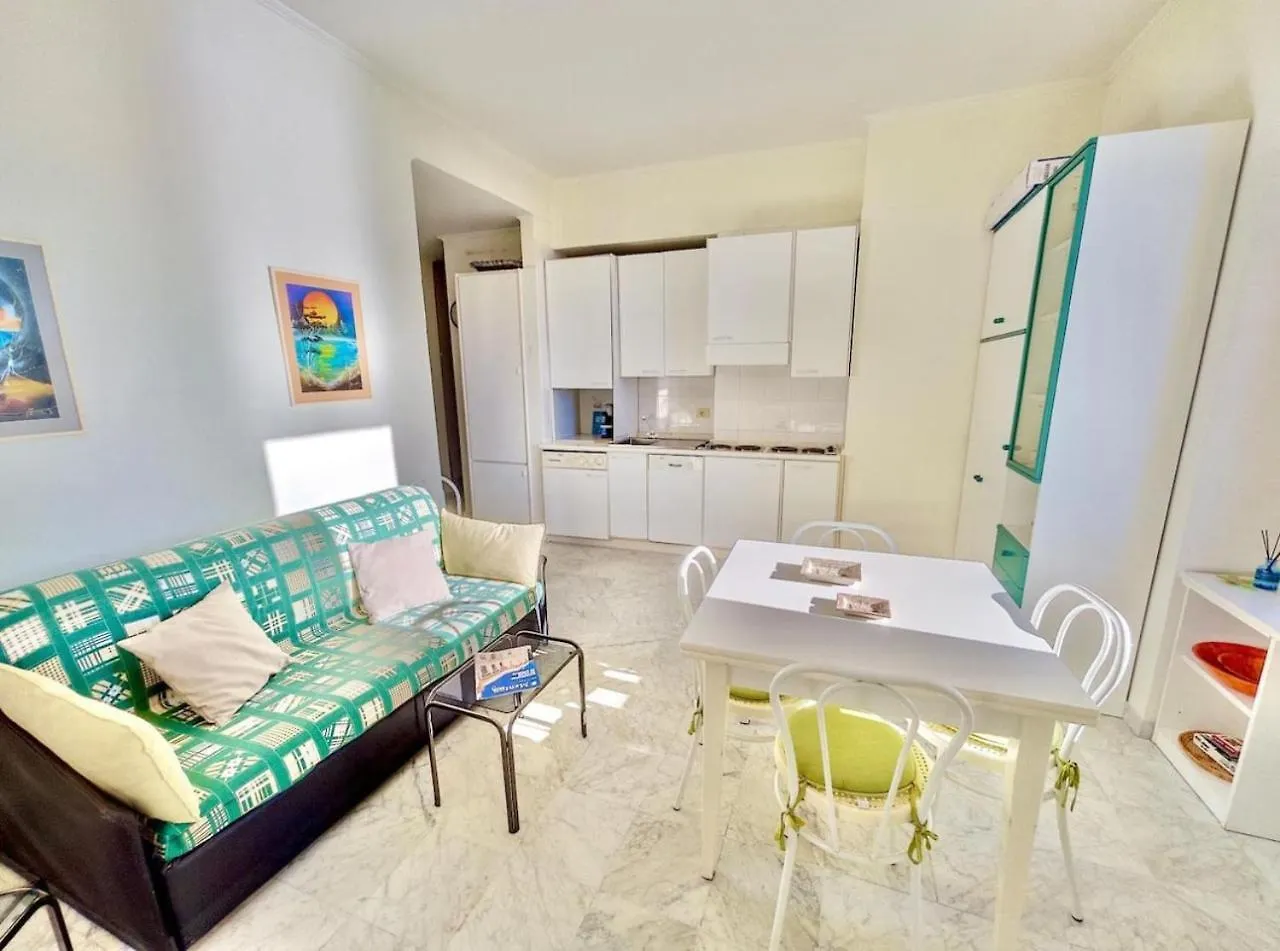 Bilocale Fronte Mare Apartment Menton
