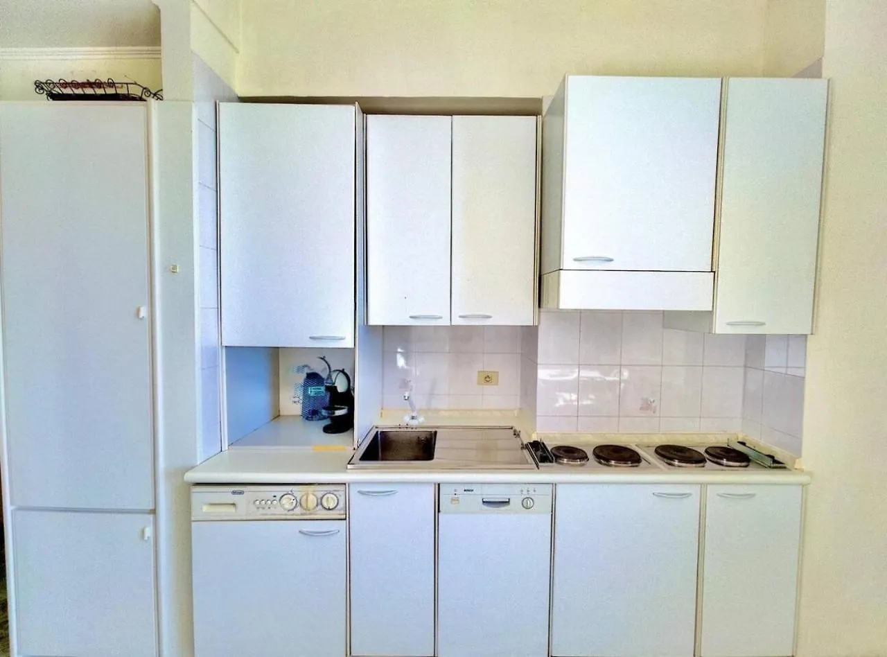 Bilocale Fronte Mare Apartment Menton France